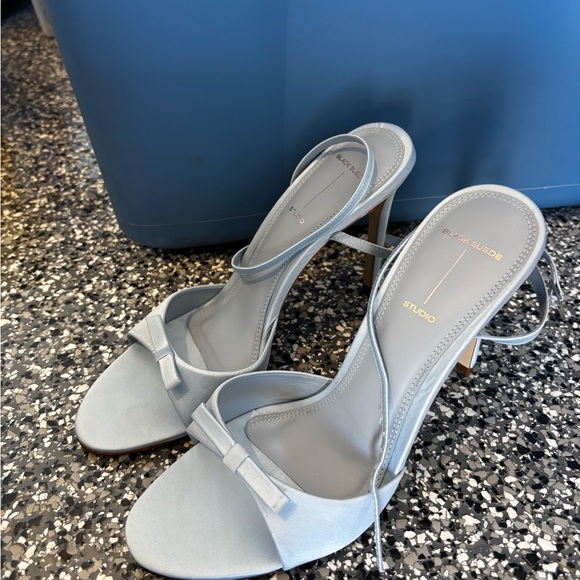 Bundle Heels - Picture 1 of 10